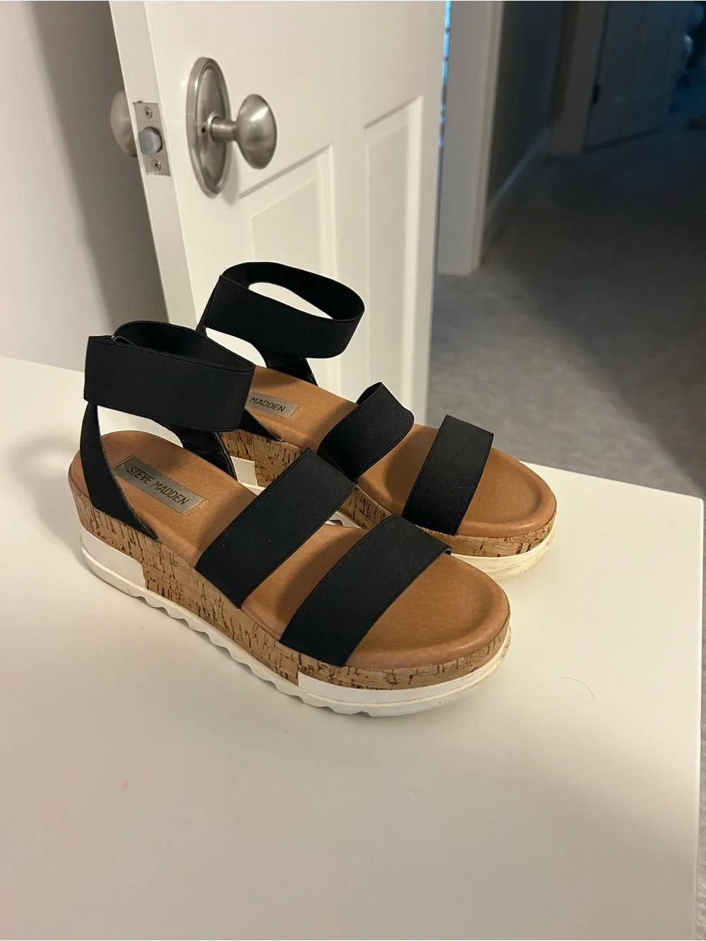 Steve Madden Black Bandi Platform Wedge Sandal size 6.5/7